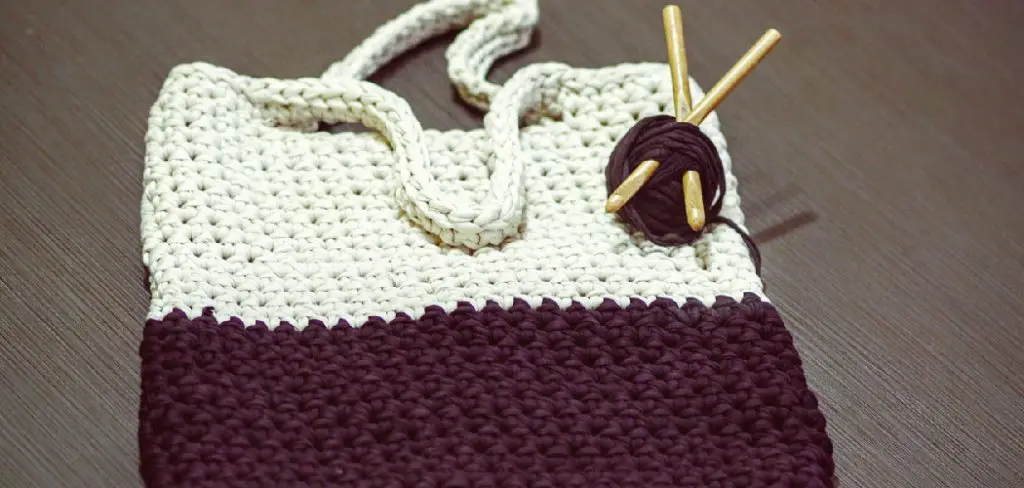 How to Put Zipper on Crochet Bag