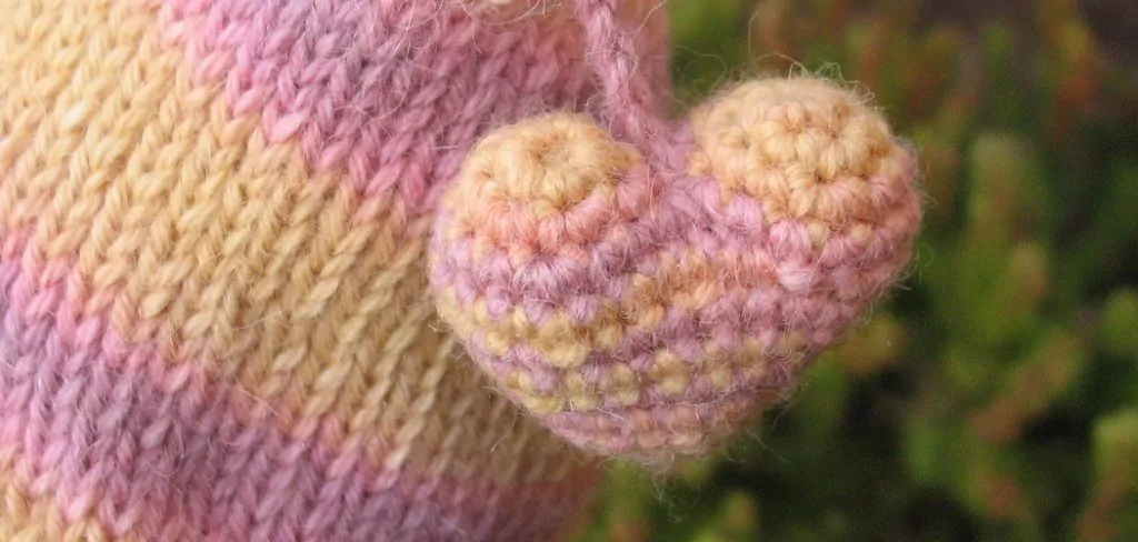 How to Crochet a Tiny Heart