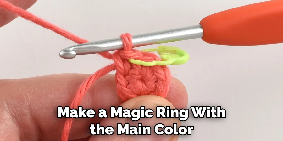 Make a Magic Ring With the Main Color
