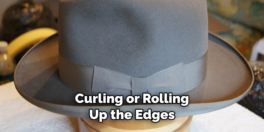 Curling or Rolling Up the Edges