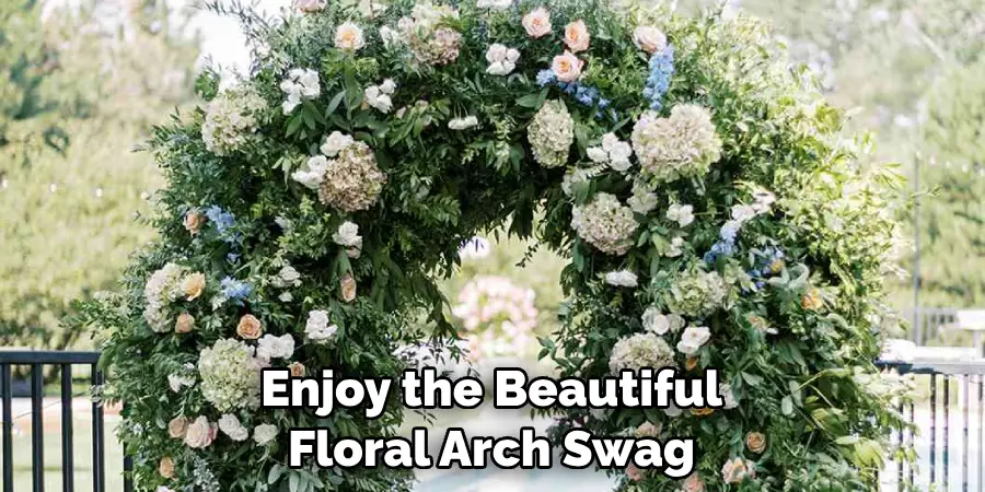 Enjoy the Beautiful Floral Arch Swag