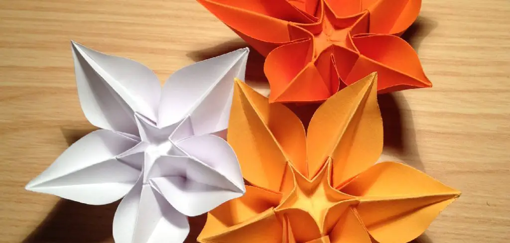 How to Make 3D Flowers With Construction Paper