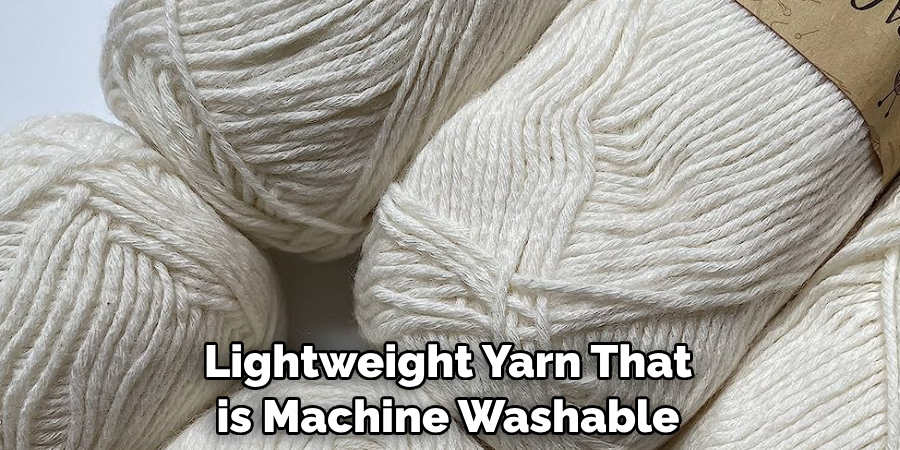Lightweight Yarn That is Machine Washable