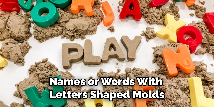 names or words with letters shaped molds