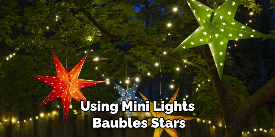 Using Mini Lights Baubles Stars