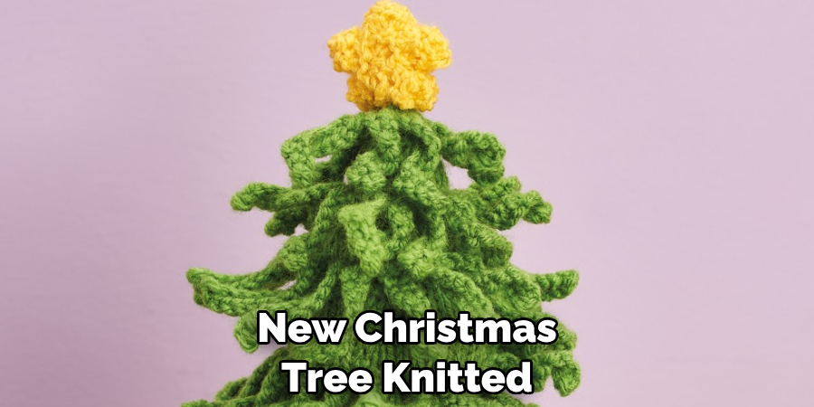 New Christmas Tree Knitted