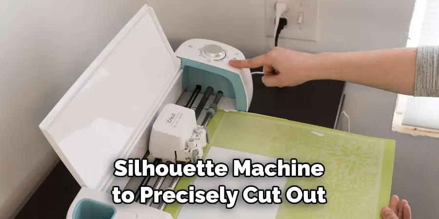Silhouette Machine to Precisely Cut Out