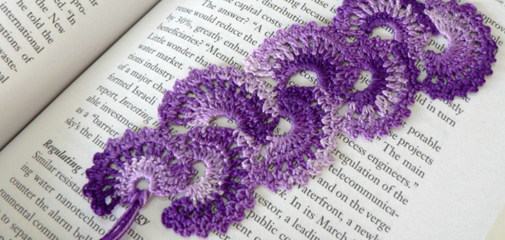How to Crochet a Bookmark