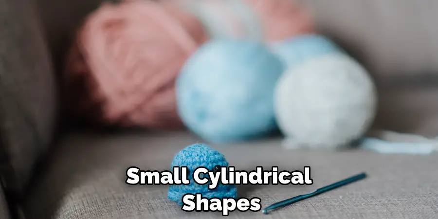 Small Cylindrical Shapes