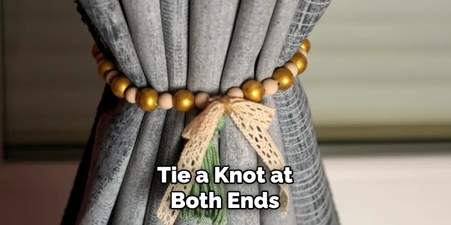 Tie a Knot at Both Ends