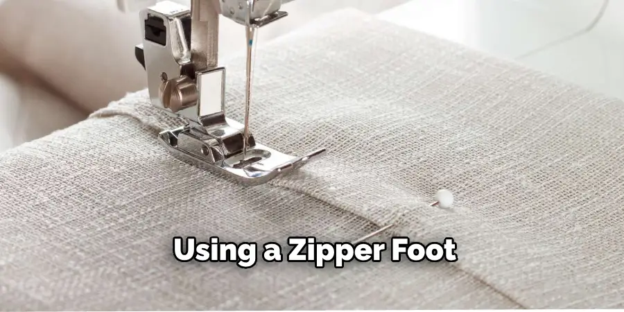 Using a Zipper Foot