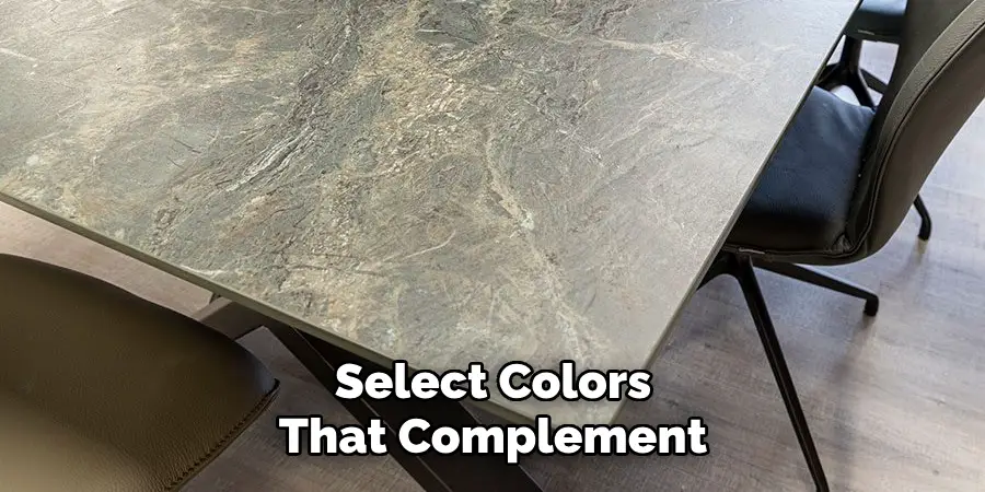 Select Colors That Complement