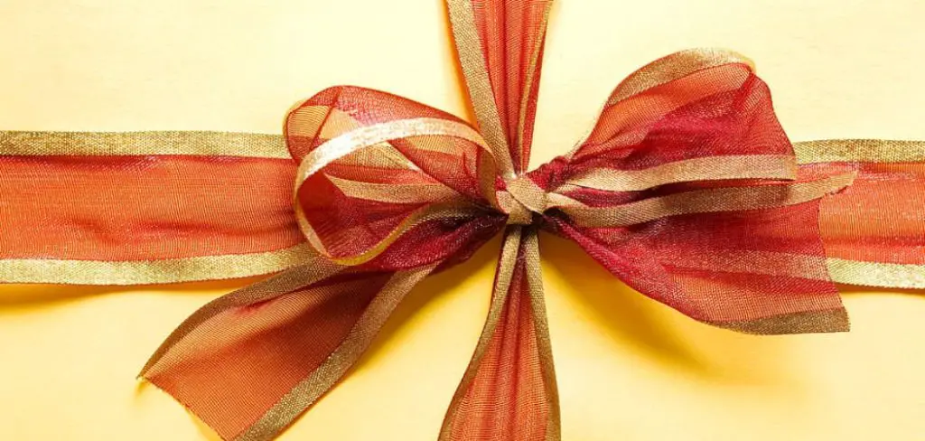 How to Tie a Bow With Burlap Ribbon