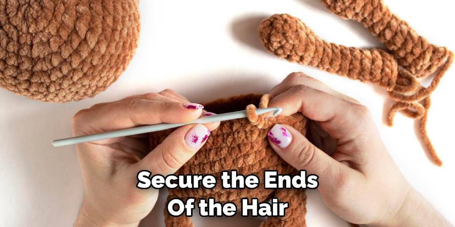 Secure the Ends Of the Hair