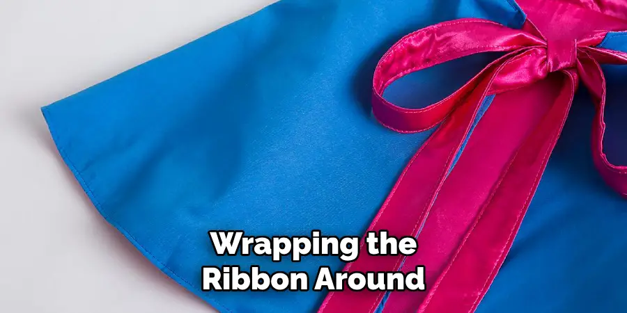 Wrapping the Ribbon Around