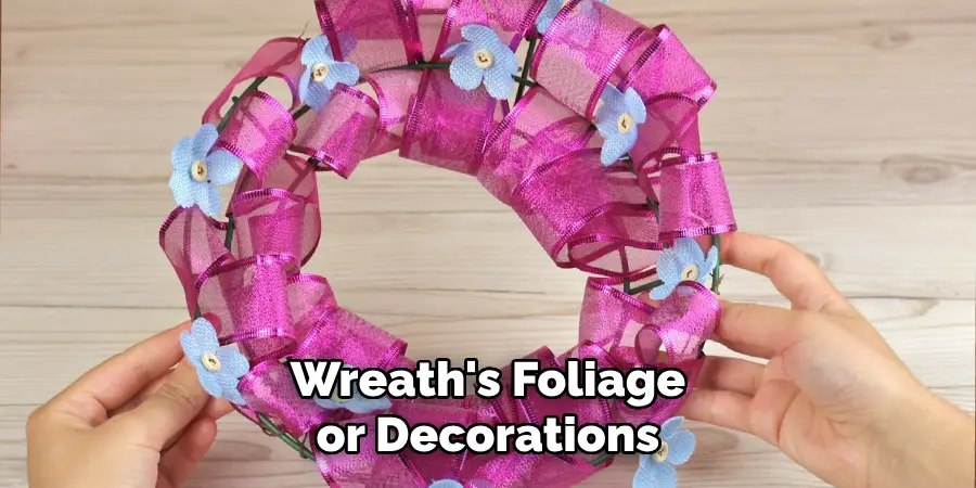 Wreath's Foliage or Decorations