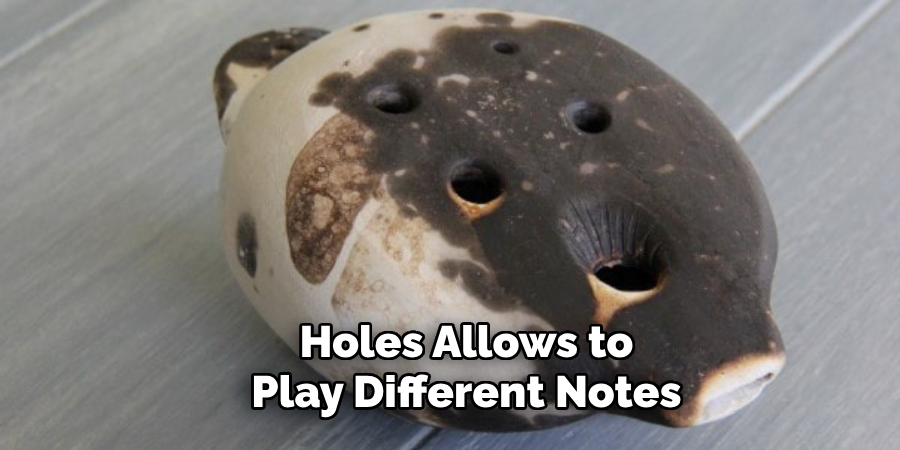 Holes Allows to Play Different Notes