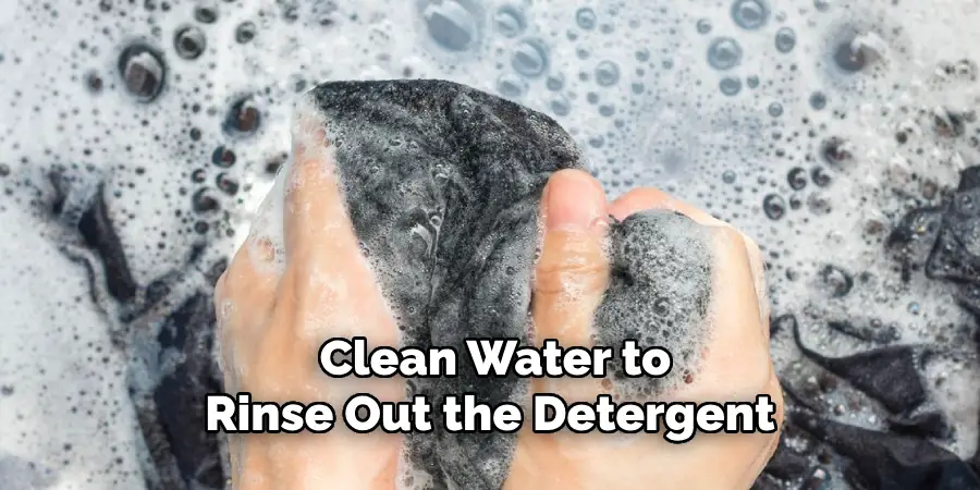 Clean Water to Rinse Out the Detergent