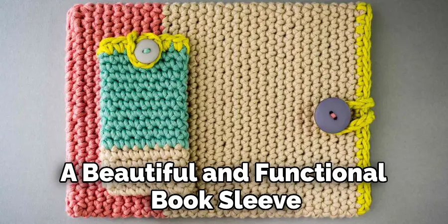 A Beautiful and Functional Book Sleeve