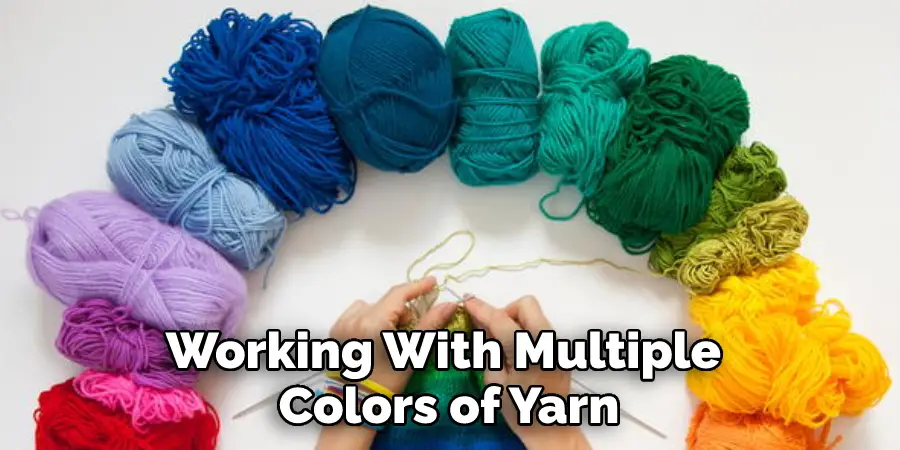 Working With Multiple Colors of Yarn