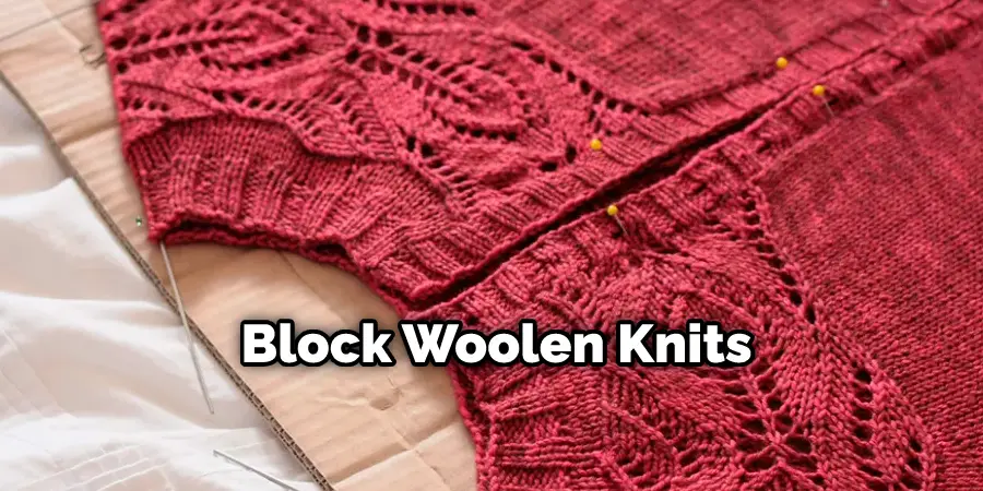  Block Woolen Knits