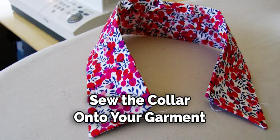 Sew the Collar Onto Your Garment