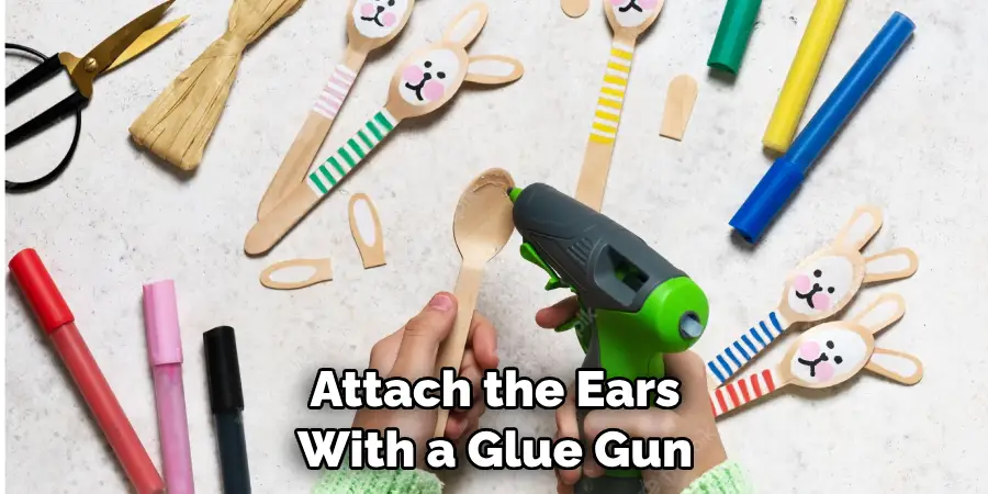 Attach the Ears With a Glue Gun