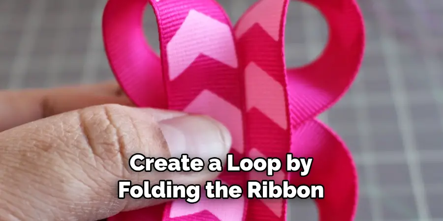 Create a Loop by Folding the Ribbon