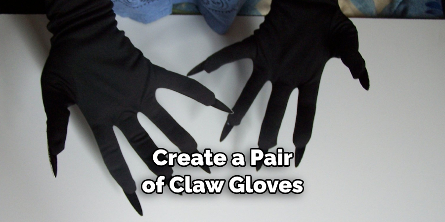 Create a Pair of Claw Gloves