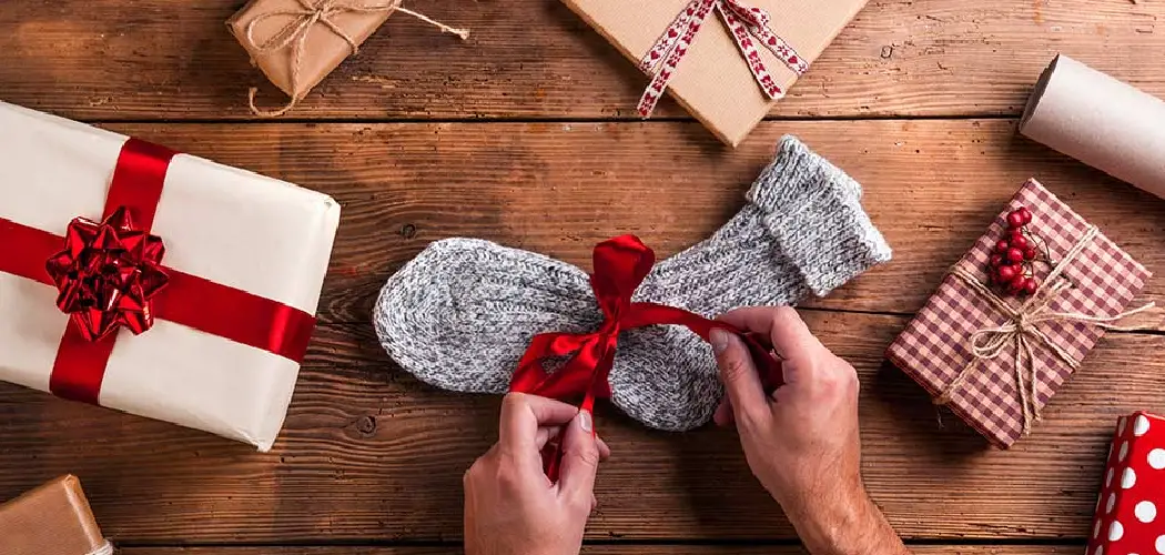 How to Wrap Socks