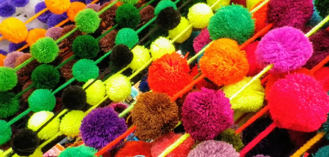 How to Make Fluffy Pom Poms